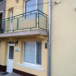 дом тодор и тота мутевски Vakantiehuis Troyan (Lovech)