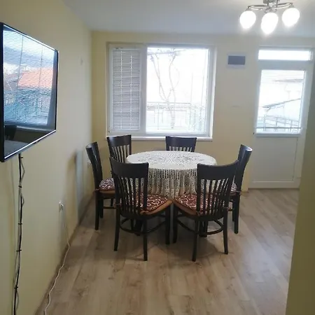 дом тодор и тота мутевски 트로얀