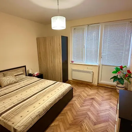дом тодор и тота мутевски * Troyan (Lovech)