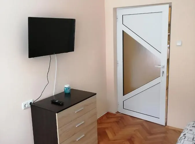 дом тодор и тота мутевски * Troyan (Lovech)